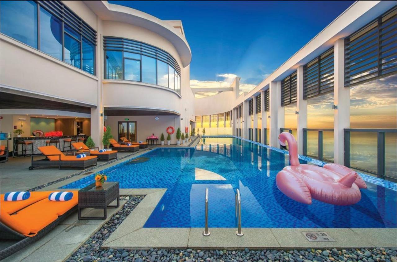Luxury Apartment In Altara Building With Ocean View Da Nang Exterior foto